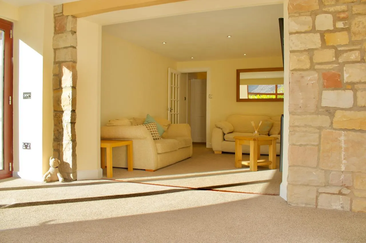 3 Bedroom House Near The City Centre Edinburgh United Kingdom